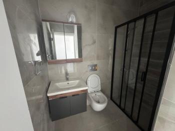 Lefkoşa Gönyeli'de SATILIK 3+1 ZEMİN KAT (BAHÇELİ)DAİRE