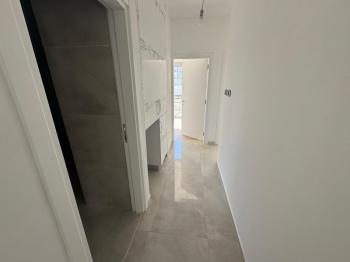 Lefkoşa Gönyeli'de SATILIK 3+1 ZEMİN KAT (BAHÇELİ)DAİRE