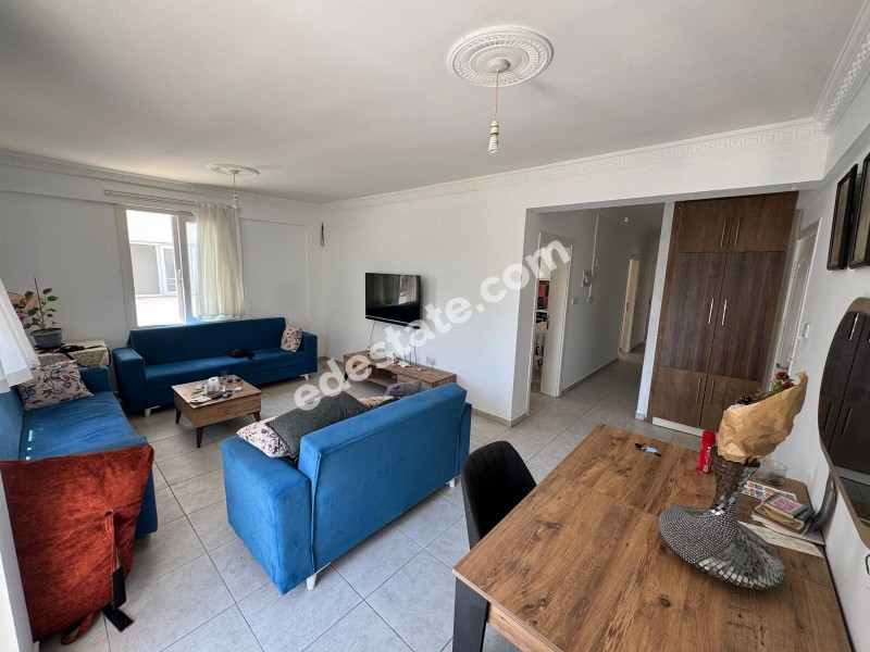 Lefkoşs Kızılbaş Bölgesi'nde Kiralık 3+1 Eşyalı Daire