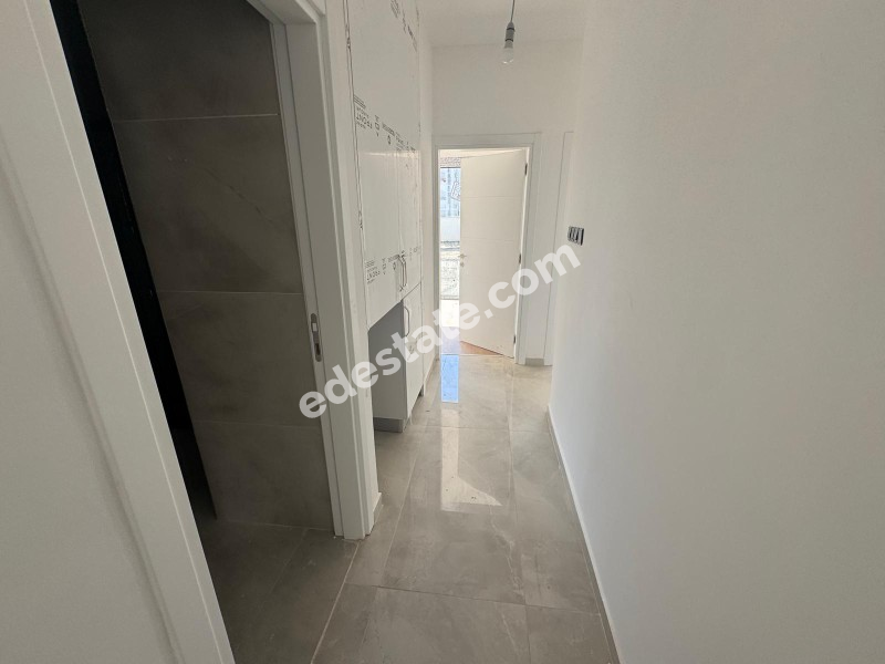 Lefkoşa Gönyeli'de SATILIK 3+1 ZEMİN KAT (BAHÇELİ)DAİRE