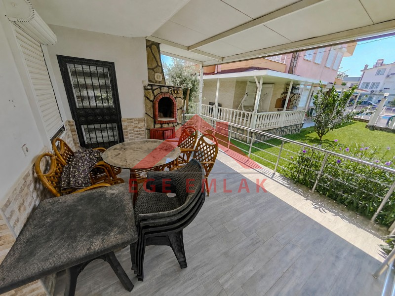 Öz Reyhan Sitesinde Havuzlu 3+1 Tripleks Satılık Yazlık | Didim