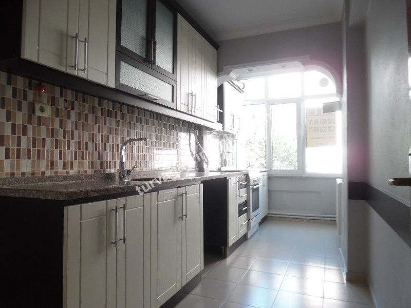 ÇORLU İMAM HATİP ORTA OKULU YAKININDA SATILIK DAİRE 