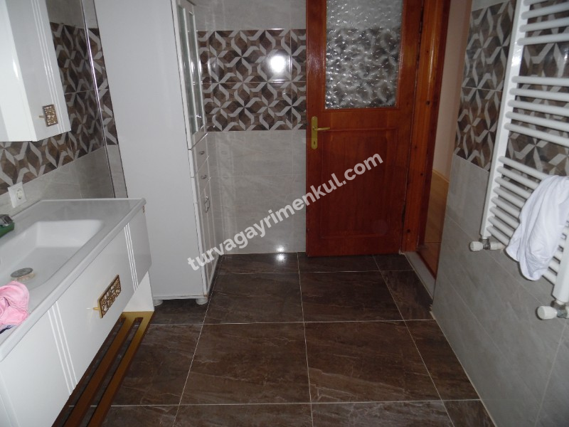ÇORLU İMAM HATİP ORTA OKULU YAKININDA SATILIK DAİRE 