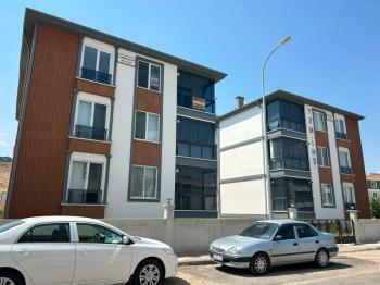 * AFYON ÜÇOK EMLAKTAN KANLICA MAH 2+1 82M² TEMİZ BAKIMLI SATILIK DAİRE *