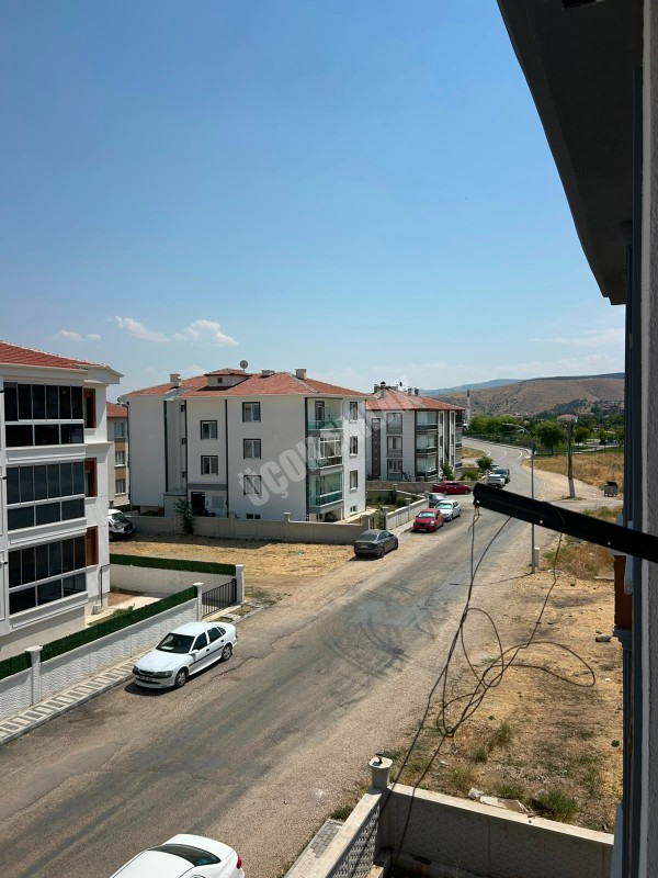 * AFYON ÜÇOK EMLAKTAN KANLICA MAH 2+1 82M² TEMİZ BAKIMLI SATILIK DAİRE *