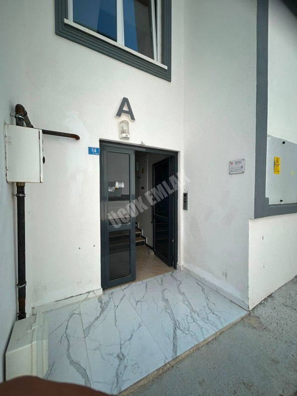 * AFYON ÜÇOK EMLAKTAN KANLICA MAH 2+1 82M² TEMİZ BAKIMLI SATILIK DAİRE *
