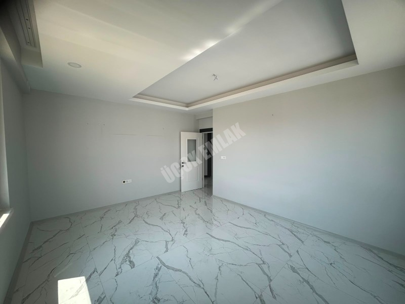 * AFYON ÜÇOK EMLAKTAN KANLICA MAH 2+1 82M² TEMİZ BAKIMLI SATILIK DAİRE *