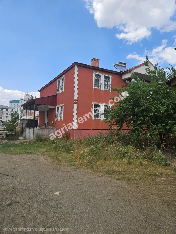 FIRAT MAH. 704 M² ARSA İÇİNDE SATILIK MÜSTAKİL 2 KATLI EV