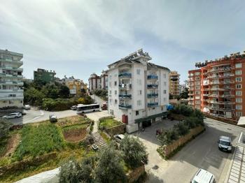 TOSMUR SATILIK EŞYASIZ 3+1 AYRI MUTFAKLI GENİŞ DAİRE ALANYA ANTALYA