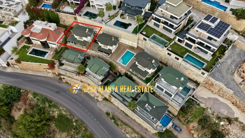 ALANYA BEKTAŞ MAHALLESİ SATILIK FULL EŞYALI 3+1 MÜSTAKİL VİLLA DENİZ MANZARALI