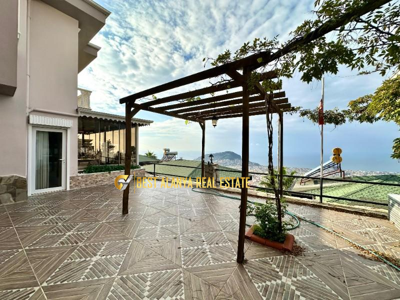 ALANYA BEKTAŞ MAHALLESİ SATILIK FULL EŞYALI 3+1 MÜSTAKİL VİLLA DENİZ MANZARALI