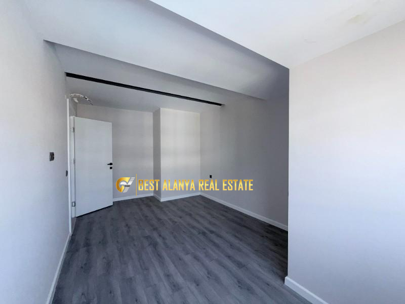 GÜZELLIFE PREMIUM SATILIK EŞYASIZ 5+1 DAİRE