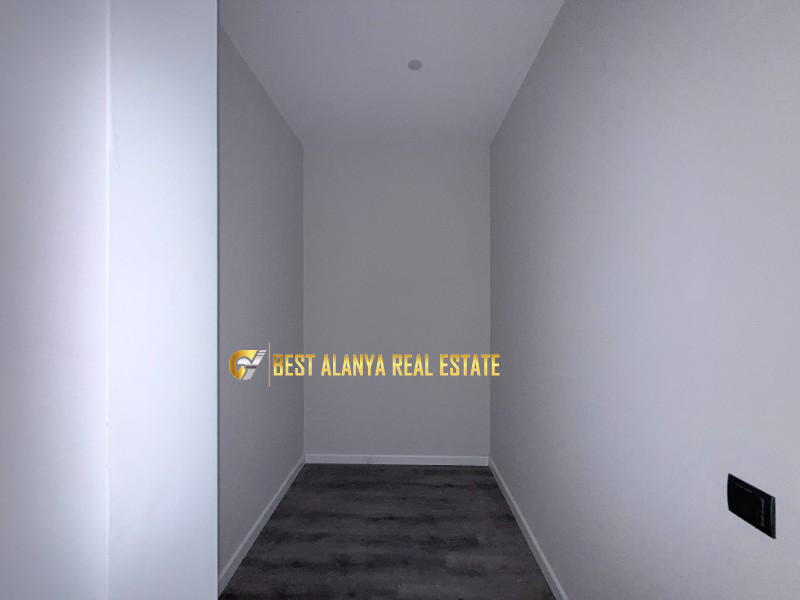 GÜZELLIFE PREMIUM SATILIK EŞYASIZ 5+1 DAİRE
