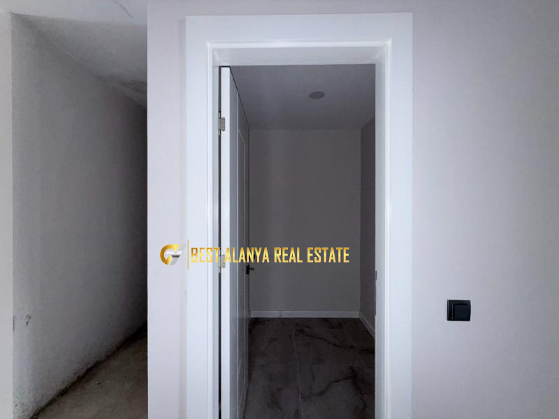 GÜZELLIFE PREMIUM SATILIK EŞYASIZ 5+1 DAİRE