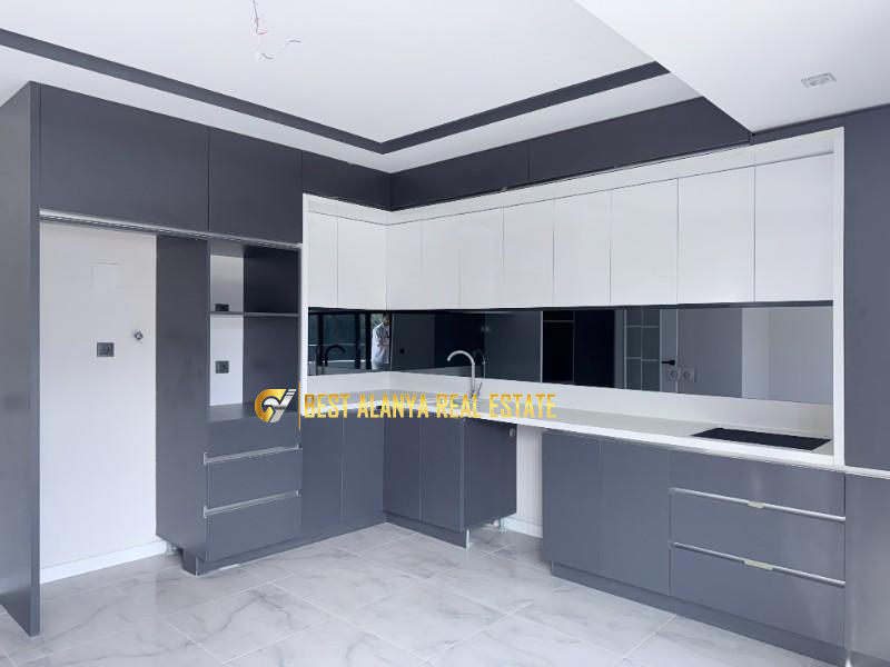GÜZELLIFE PREMIUM SATILIK EŞYASIZ 5+1 DAİRE