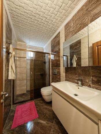 Didim Altınkum Sahile 2. Binada Eşyalı 2+1 Satılık Daire