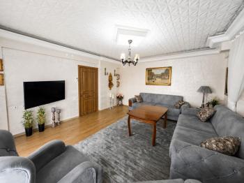 Didim Altınkum Sahile 2. Binada Eşyalı 2+1 Satılık Daire