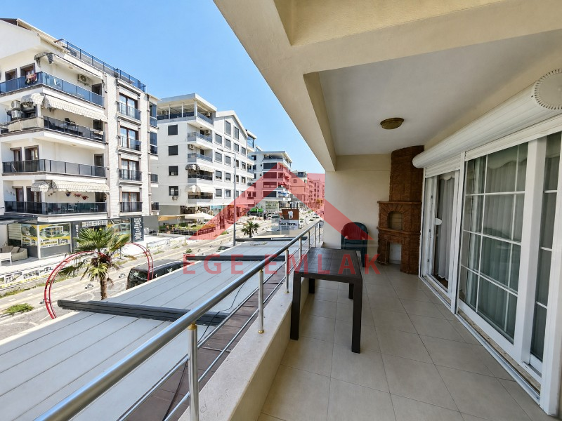 Didim Altınkum Sahile 2. Binada Eşyalı 2+1 Satılık Daire