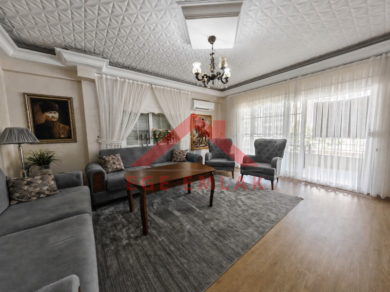 Didim Altınkum Sahile 2. Binada Eşyalı 2+1 Satılık Daire