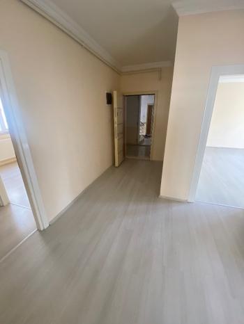 GÜVENAY - SSK GÖĞÜS HAST. KARŞISI ARA KAT 3+1 KİRALIK DAİRE
