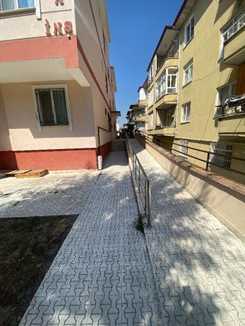 GÜVENAY - SSK GÖĞÜS HAST. KARŞISI ARA KAT 3+1 KİRALIK DAİRE