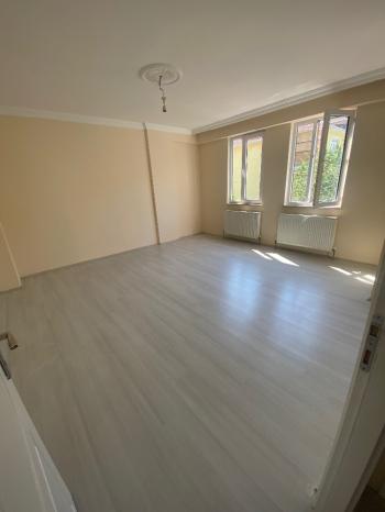GÜVENAY - SSK GÖĞÜS HAST. KARŞISI ARA KAT 3+1 KİRALIK DAİRE