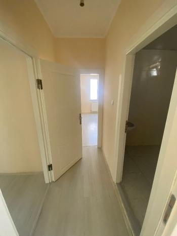 GÜVENAY - SSK GÖĞÜS HAST. KARŞISI ARA KAT 3+1 KİRALIK DAİRE