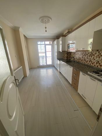 GÜVENAY - SSK GÖĞÜS HAST. KARŞISI ARA KAT 3+1 KİRALIK DAİRE