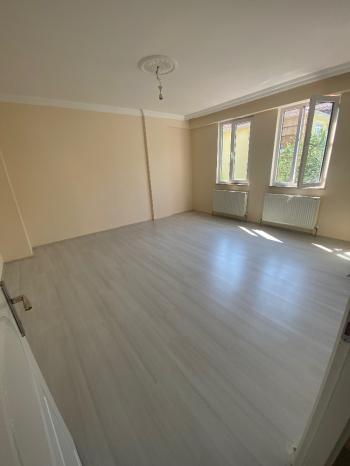 GÜVENAY - SSK GÖĞÜS HAST. KARŞISI ARA KAT 3+1 KİRALIK DAİRE