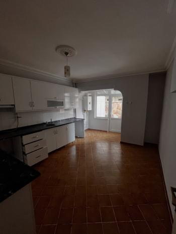 SEVİLLER MAH. ÜST CADDEDE KİRALIK 2+1 DAİRE