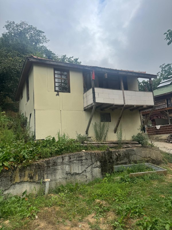 DÜZCE AKCAKOCA MÜSTAKİL EV TAPU SAHİBİ PERTA EMLAK ÜMİT TAHMAZ