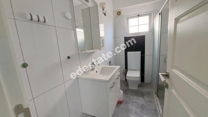 Lefkoşa Ortaköy 'de Ticari İzni Olan  3+1 SATILIK TÜRK MALI DAİRE