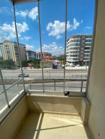 GÜVENAY - ÇORUM OSMANCIK YOLU UHUD CAMİ YANI SATILIK DAİRE