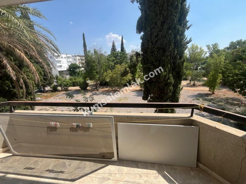 K.ÇİFTLİK DEREBOYU CADDESİNDE EŞYASIZ KİRALIK DAİRE 