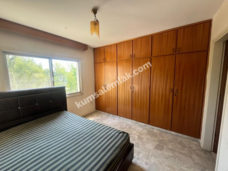 K.ÇİFTLİK DEREBOYU CADDESİNDE EŞYASIZ KİRALIK DAİRE 