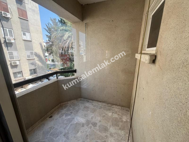 K.ÇİFTLİK DEREBOYU CADDESİNDE EŞYASIZ KİRALIK DAİRE 