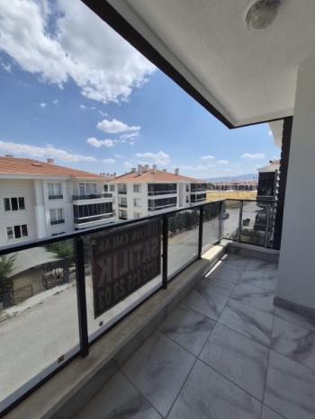 ⋆ AFYON ÜÇOK EMLAKTAN FATİH MAH 3+1 115M² SIFIR SATILIK DAİRE ⋆
