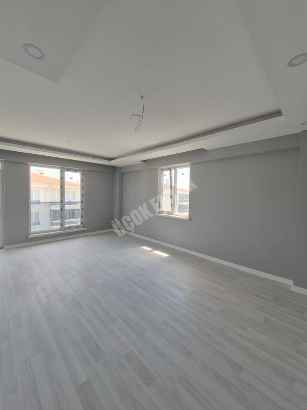 ⋆ AFYON ÜÇOK EMLAKTAN FATİH MAH 3+1 115M² SIFIR SATILIK DAİRE ⋆