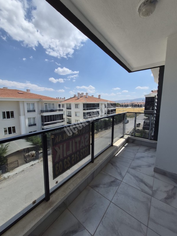 ⋆ AFYON ÜÇOK EMLAKTAN FATİH MAH 3+1 115M² SIFIR SATILIK DAİRE ⋆