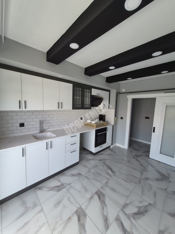 ⋆ AFYON ÜÇOK EMLAKTAN FATİH MAH 3+1 115M² SIFIR SATILIK DAİRE ⋆