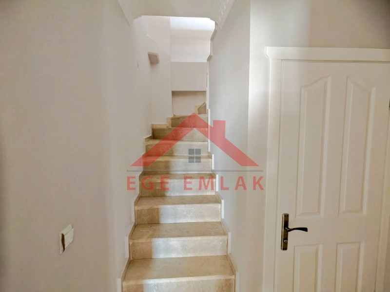 Didim Efeler Mahallesi’nde Geniş Teraslı 3+1 Satılık Dubleks Daire