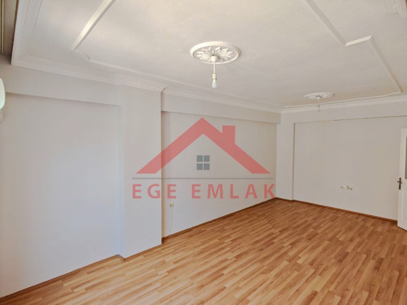 Didim Efeler Mahallesi’nde Geniş Teraslı 3+1 Satılık Dubleks Daire