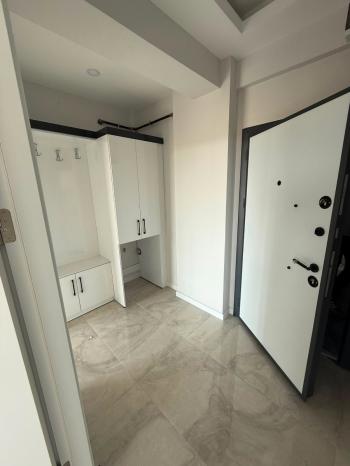 ÜNİVERSİTE BÖLGESİNDE SATILIK 1+1 DAİRE