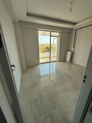 ÜNİVERSİTE BÖLGESİNDE SATILIK 1+1 DAİRE