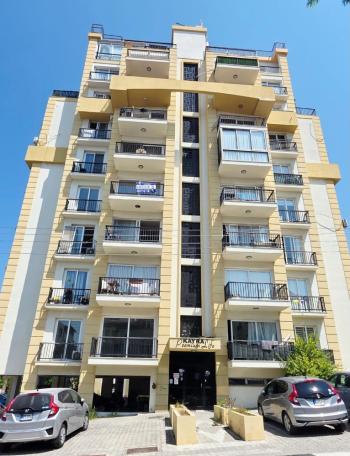 GİRNE MERKEZ'DE SATILIK FIRSAT DAİRE 