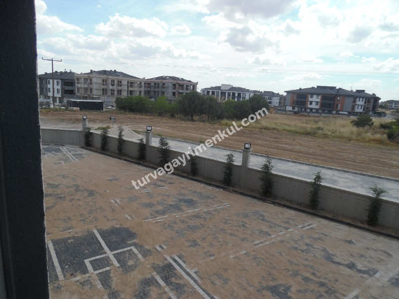 DEVLET HASTANESİ VE ADLİYE YAKININDA KİRALIK 1+1 DAİRE 