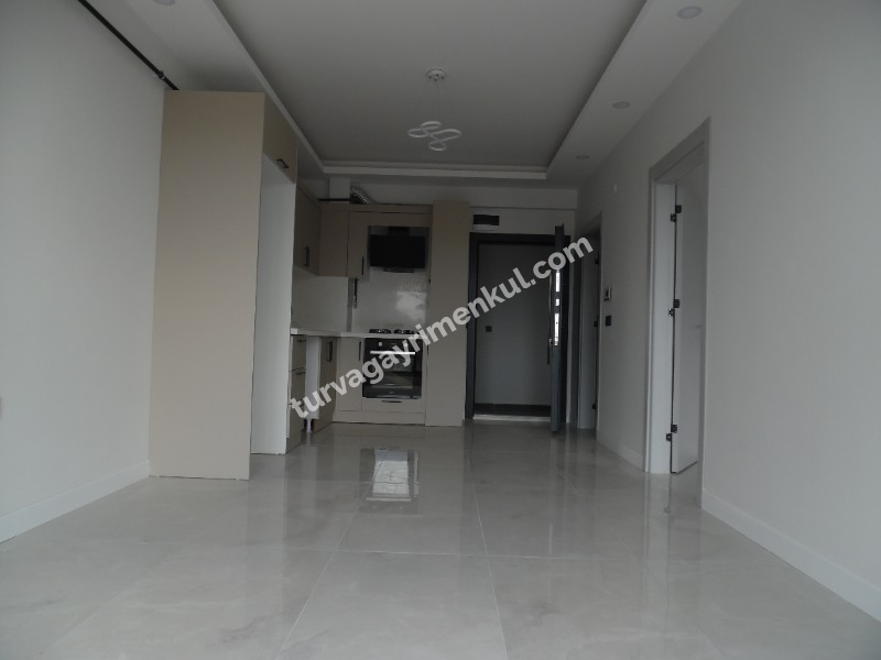 DEVLET HASTANESİ VE ADLİYE YAKININDA KİRALIK 1+1 DAİRE 
