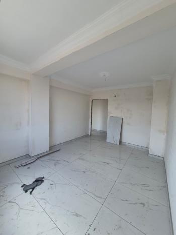 AFYON ÜÇOK EMLAK VEYSEL KARANİ MAH 2+1 108M² SIFIR KÖŞE KONUMLU ANKASTRELİ  SATILIK DAİRE 