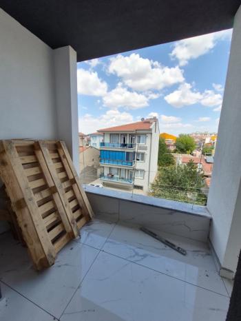AFYON ÜÇOK EMLAK VEYSEL KARANİ MAH 2+1 108M² SIFIR KÖŞE KONUMLU ANKASTRELİ  SATILIK DAİRE 