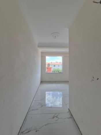 AFYON ÜÇOK EMLAK VEYSEL KARANİ MAH 2+1 108M² SIFIR KÖŞE KONUMLU ANKASTRELİ  SATILIK DAİRE 